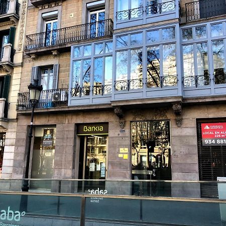 Mr. Serrano Apartments Barcelona Bagian luar foto